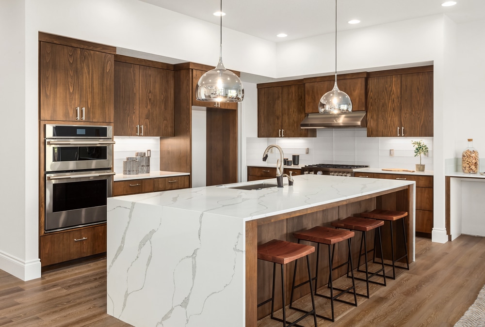 Kitchen design. Modern, white with wood cabinets