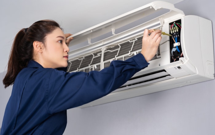 Repairing an air conditioner
